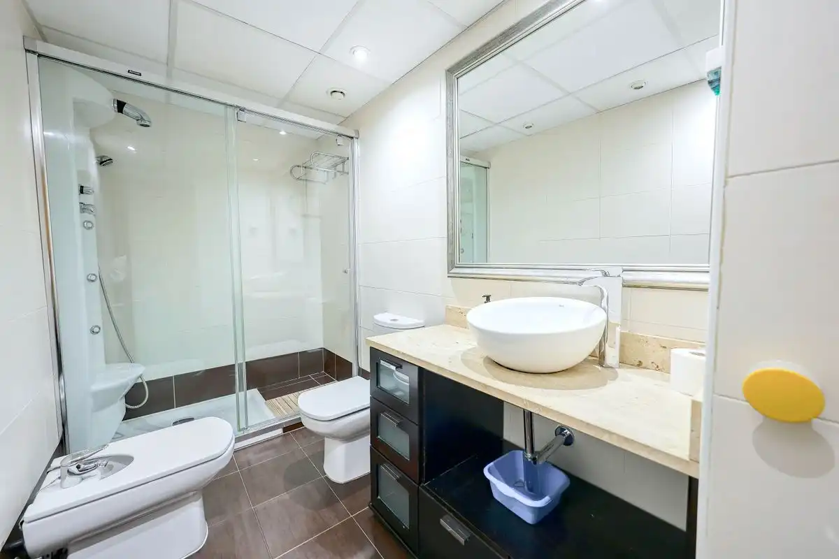 Flat with pool for sale in C. de Américo Castro, imagen 22