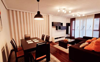 Living room of Flat for sale in Torrelavega   with Heating, Storage room and Furnished
