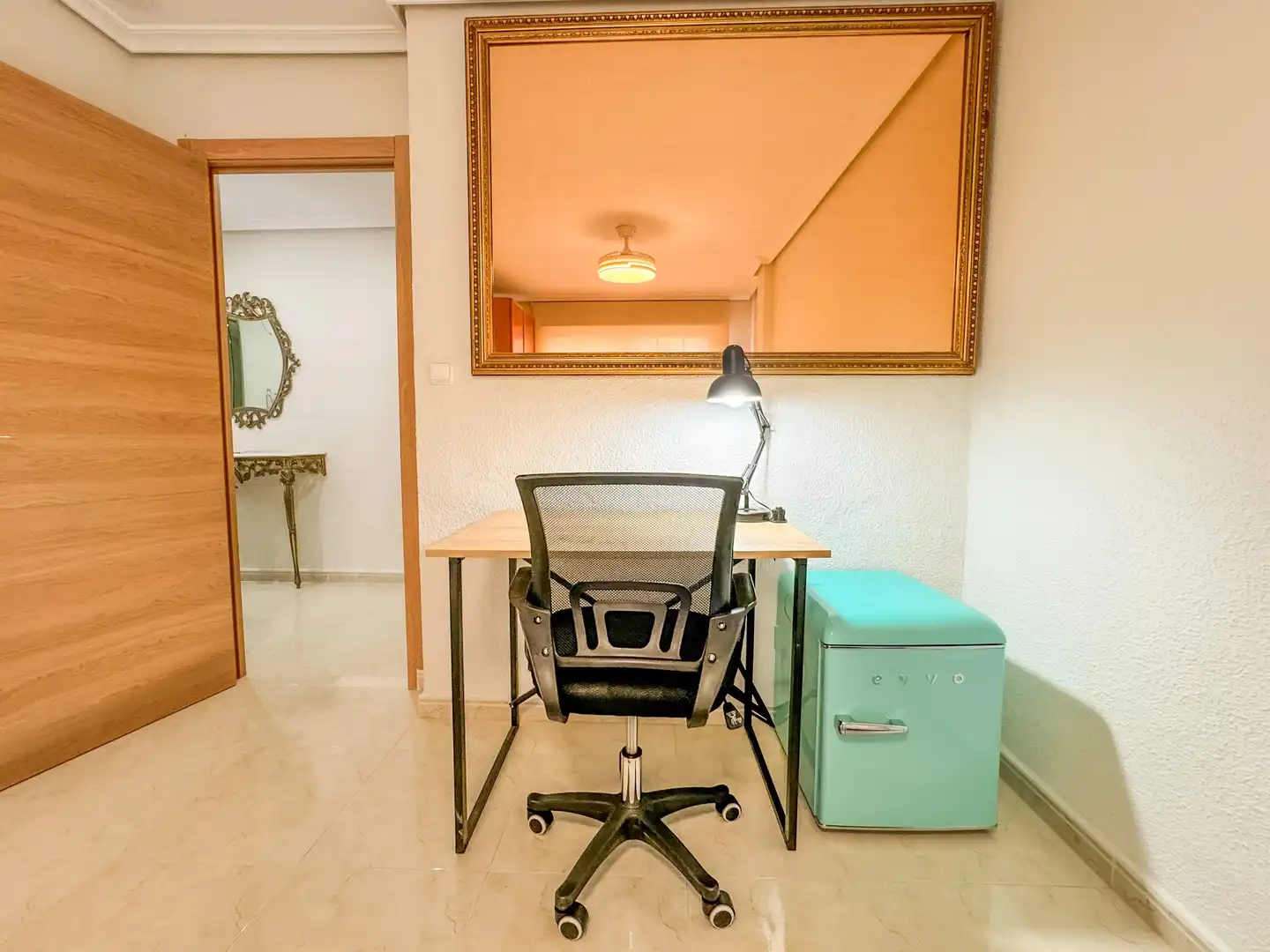 Habitación en Reina Victoria - Miguel Hernández