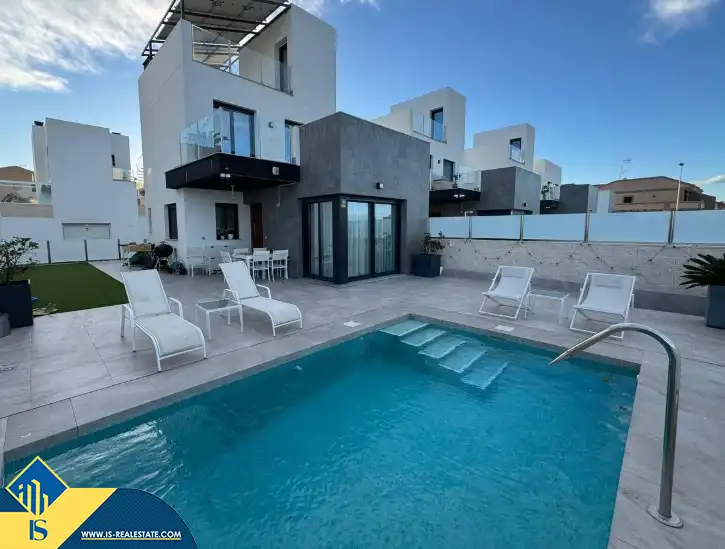 Villa avec terrasse à vendre à Los Balcones - Los Altos
