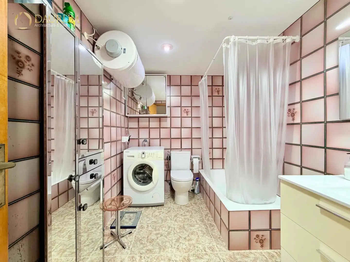 Baño de Piso en venta en Sueca con Terraza y Amueblado