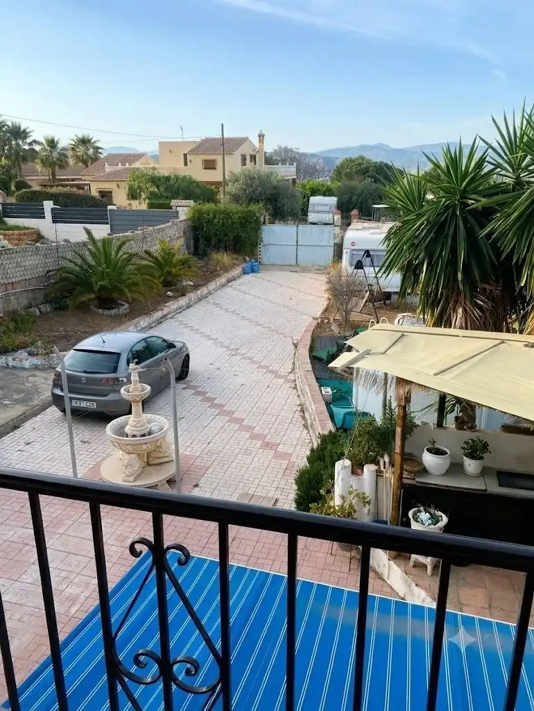 Vista exterior de Casa o chalet en venta en Alhaurín de la Torre