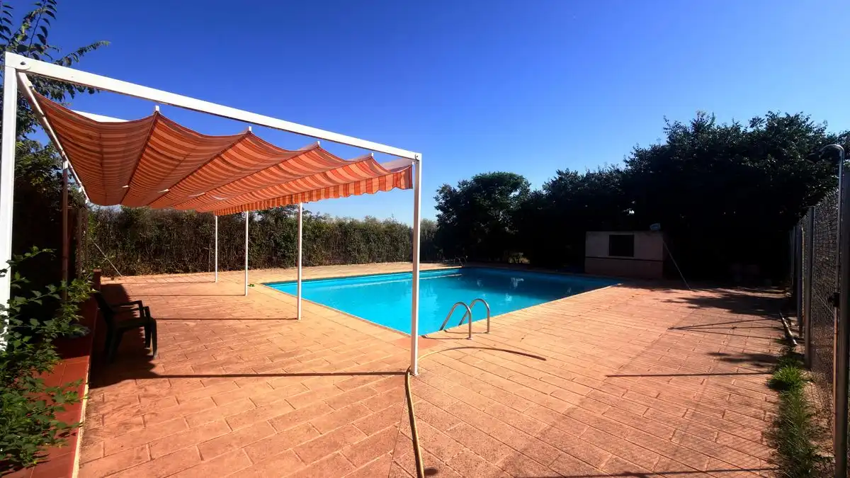 Casa rústica amb piscina en venda a Diseminado Poligono 87, imagen 3