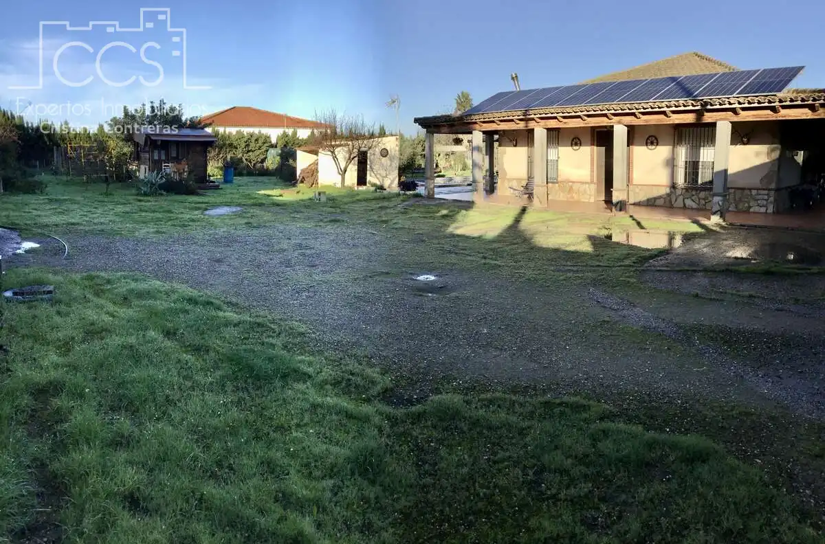 Casa o xalet en venda en Sevilla amb Aire condicionat, Traster i Piscina