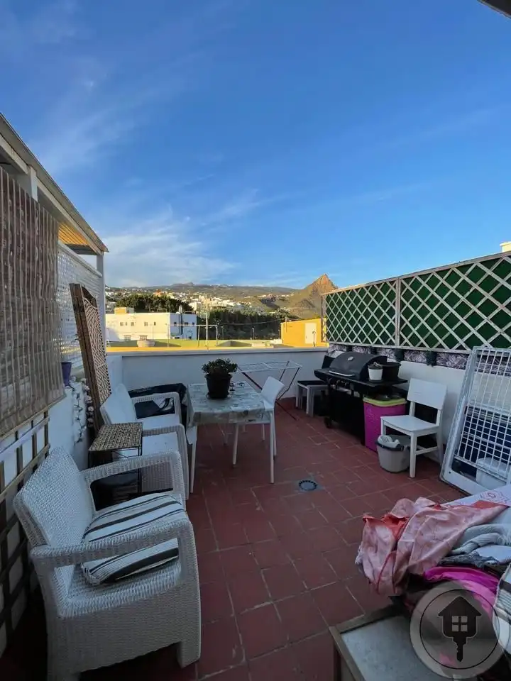 Erdgeschoss zum Verkauf in Garajonay, La Camella