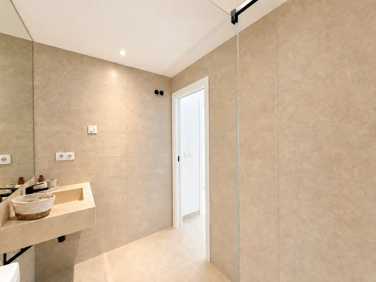 Bathroom of Apartments for sale in Cartagena  with Air Conditioner, Heating and Terrace
