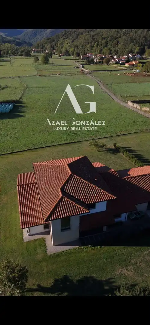 Exterior view of Houses for sale in Cabuérniga, Cantabria