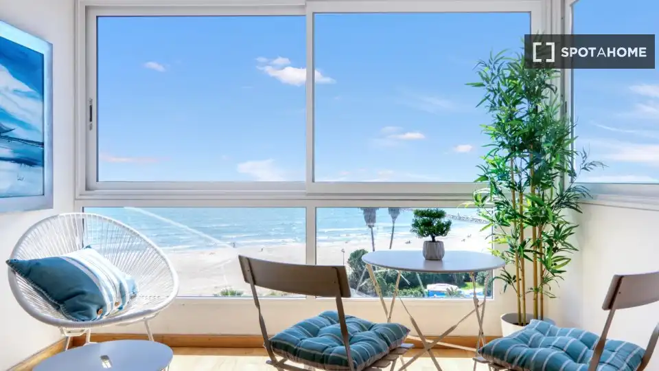 Flat with terrace to rent in Playa del Puig