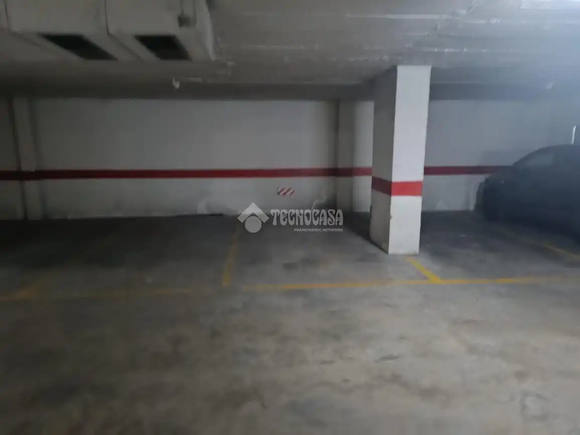 Aparcament amb ascensor en venda a Cerro - Amate, imagen 11