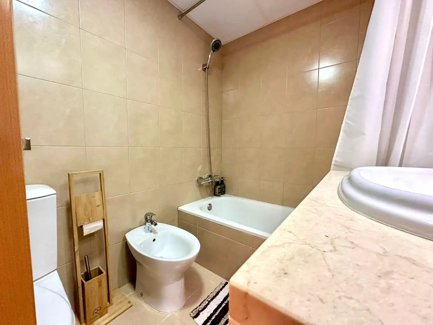 Baño de Piso en venta en Almería con Aire acondicionado, Terraza y Trastero