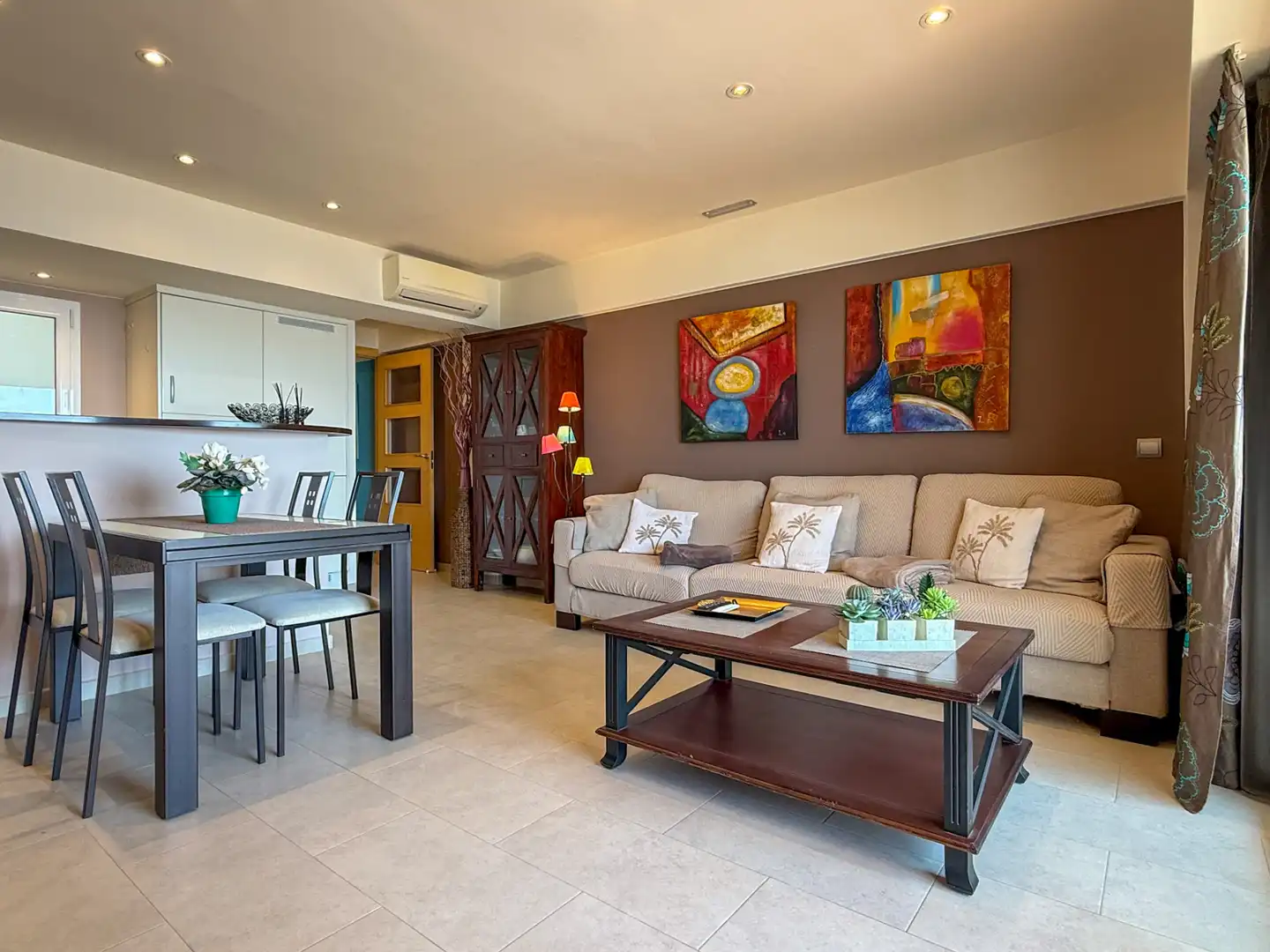 Appartement compact avec ascenseur à vendre à Passeig del Mar, imagen 2