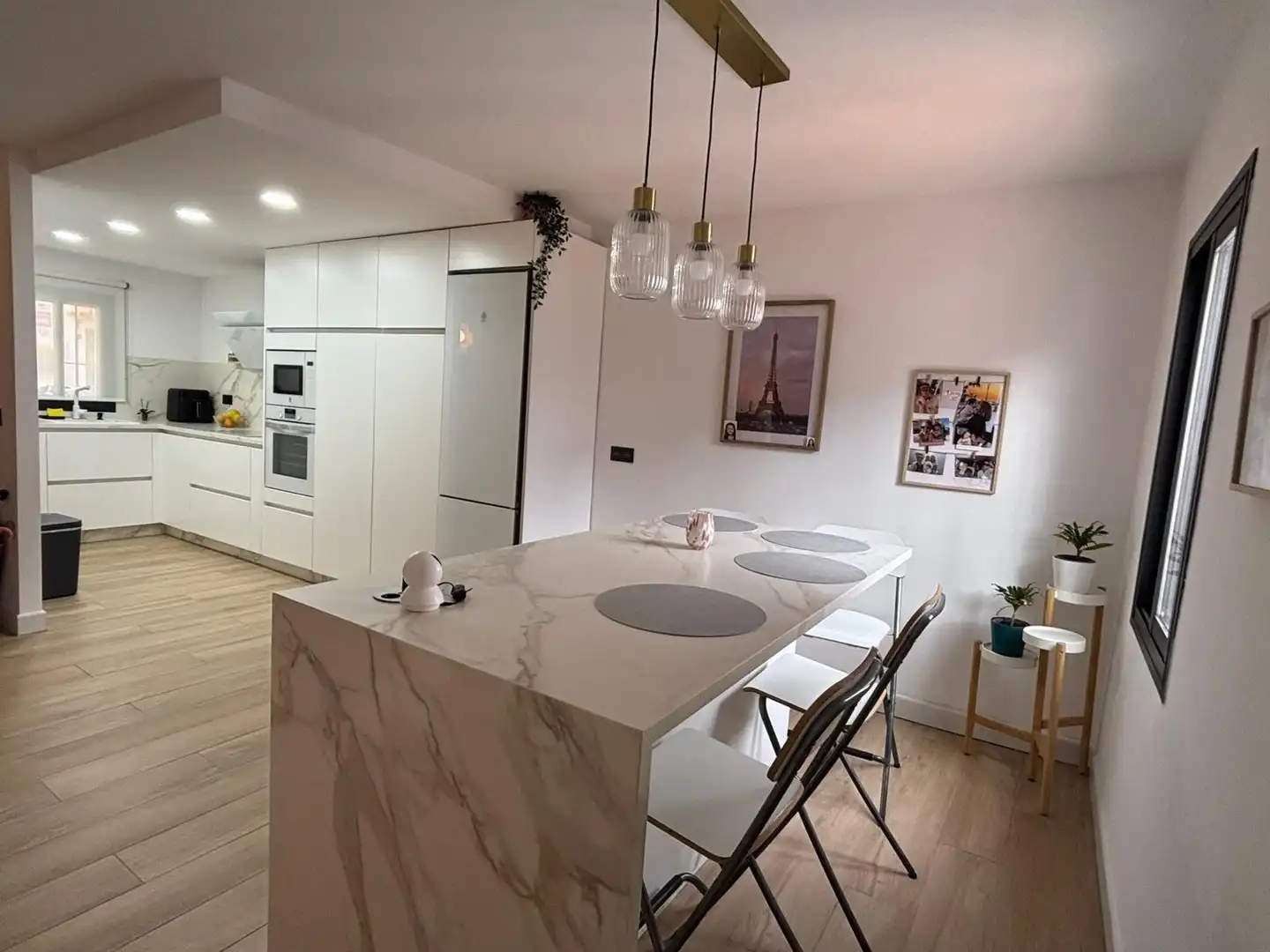 Kitchen of Detached homes for sale in Los Barrios  with Community pool
