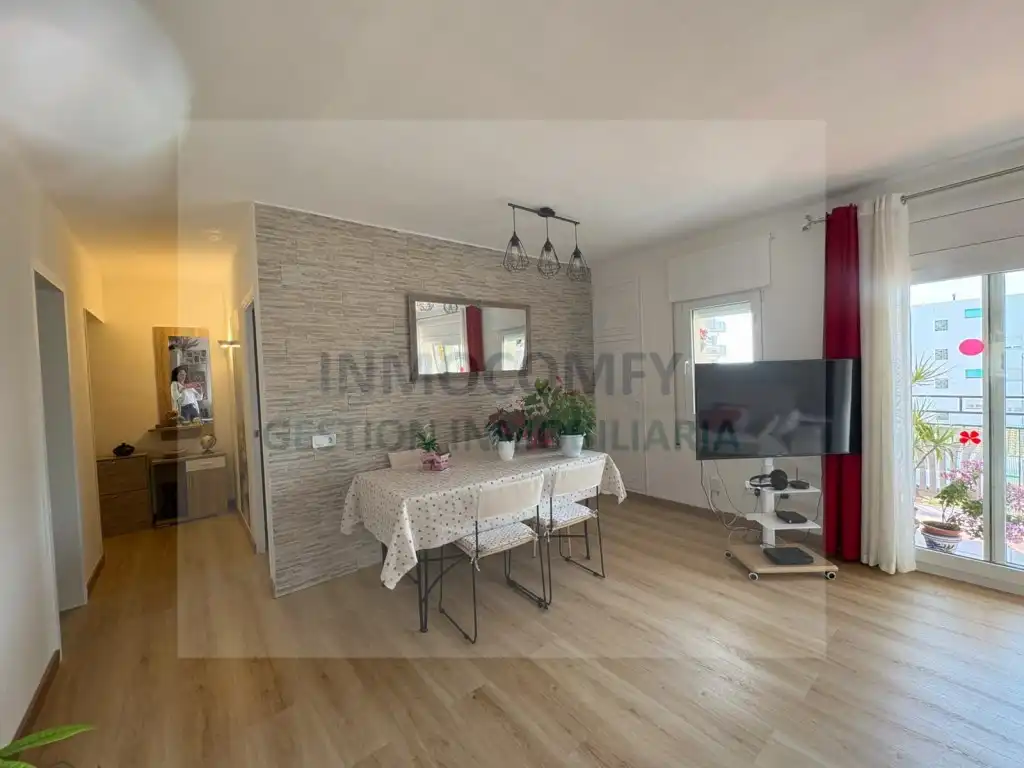 Living room of Flat for sale in Palamós