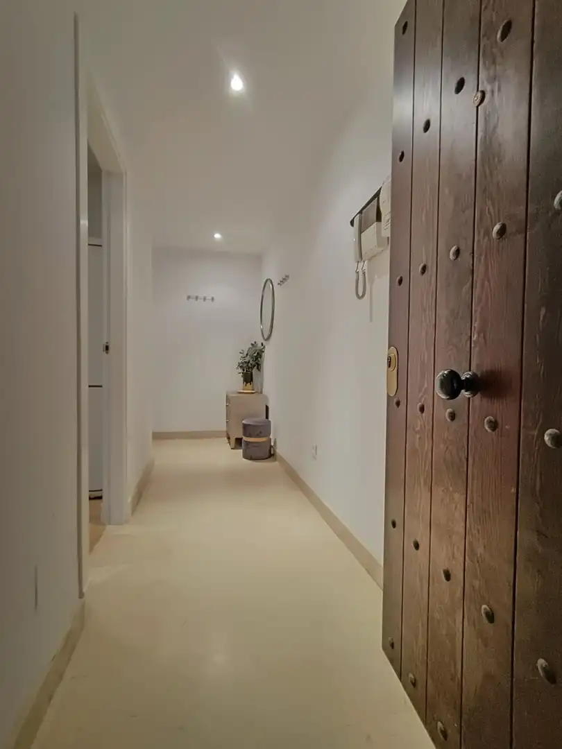 Piso con ascensor en venta en Milla de Oro, imagen 3