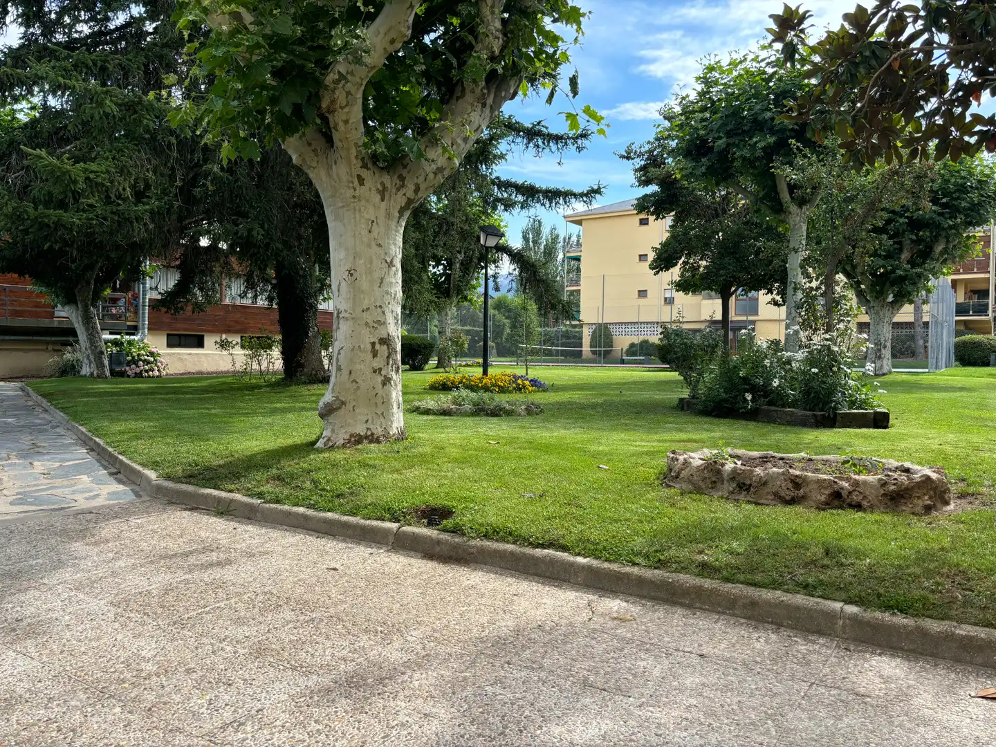 Aparcament de Pis en venda en El Escorial amb Calefacció, Terrassa i Traster