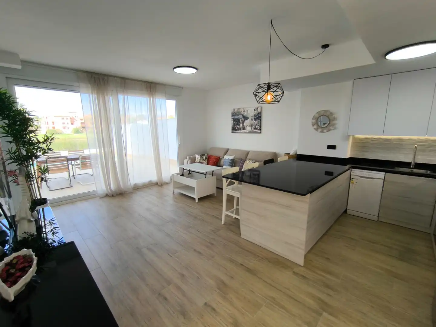 Casa adosada en venta en Calle Fotógrafo Tiana, 8, Las Lomas de Rame - Bahía Bella