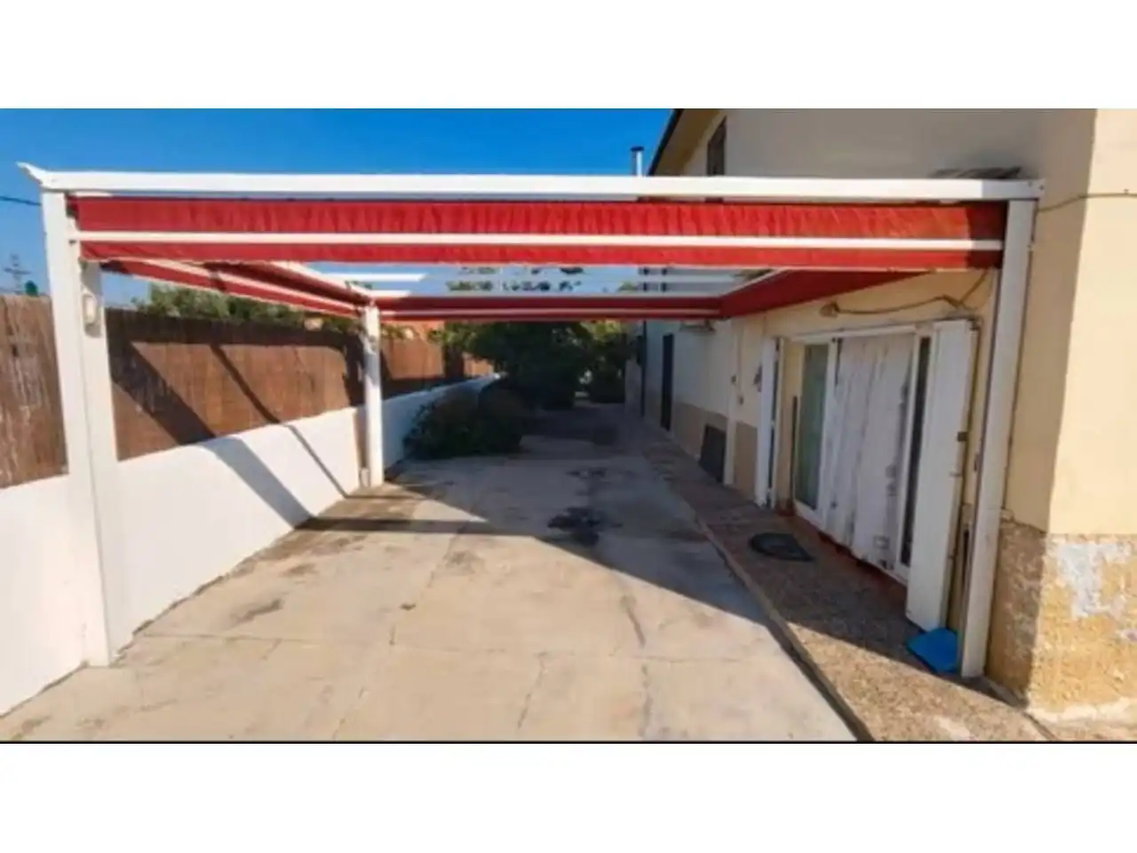 Vista exterior de Casa o chalet en venta en Morata de Tajuña con Aire acondicionado, Calefacción y Piscina