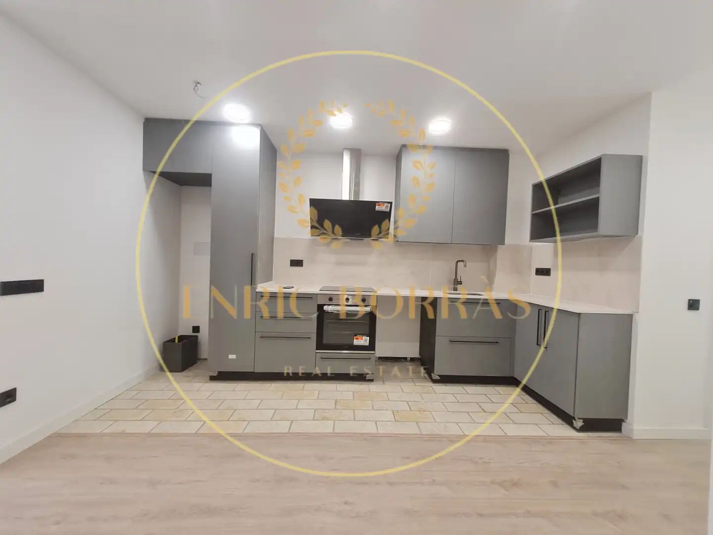 Cuina de Pis en venda en Casserres amb Calefacció, Parquet i Terrassa