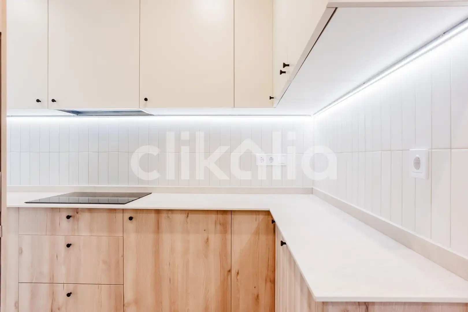 Cocina de Piso en venta en Sevilla con Aire acondicionado y Terraza