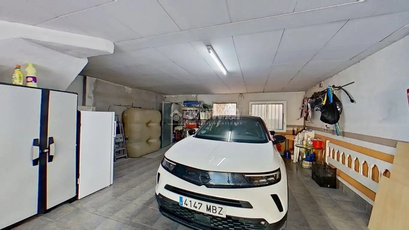 Parking de Casa adosada en venta en Manresa