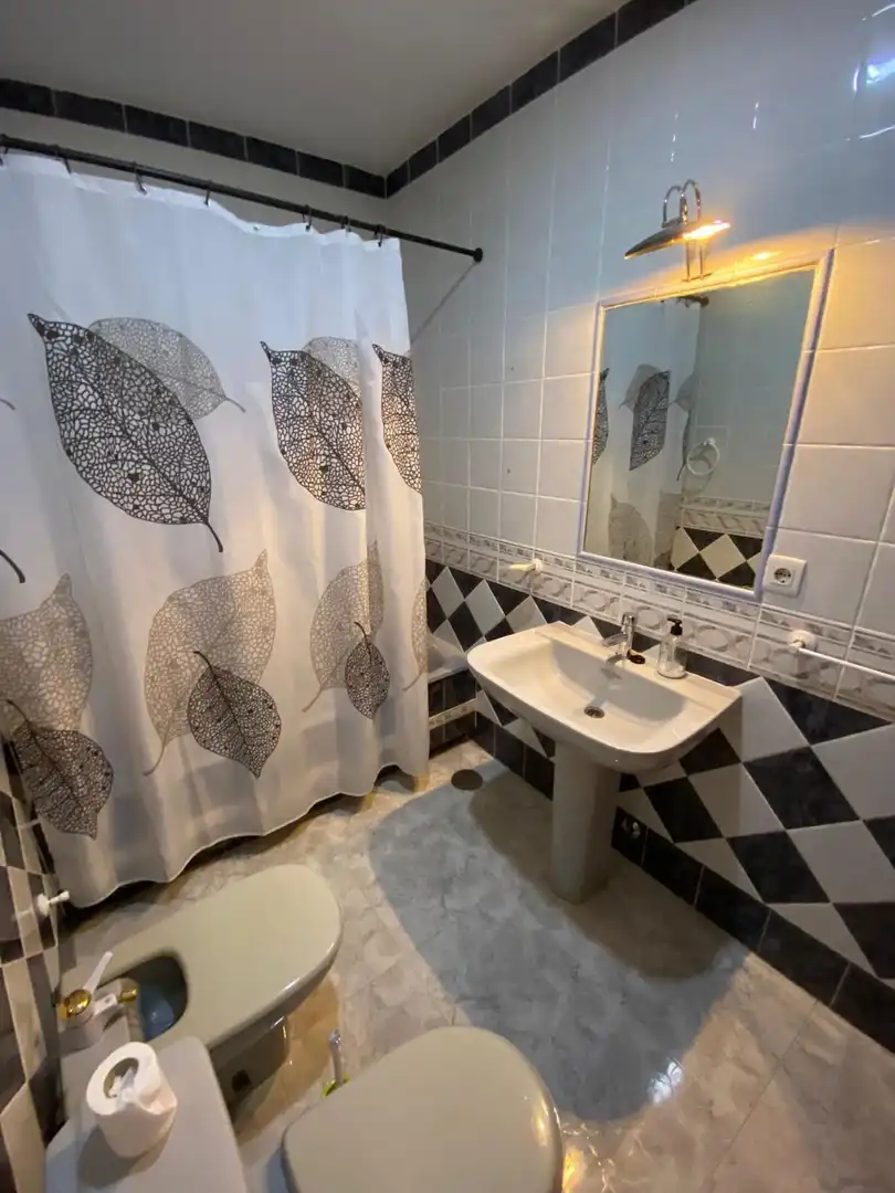 Baño de Piso en venta en Guarromán con Calefacción