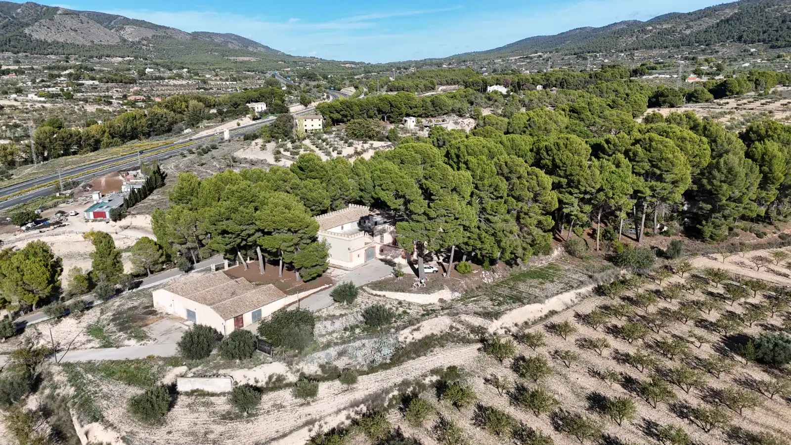 Vista exterior de Finca rústica en venta en Ibi con Jardín privado, Terraza y Piscina