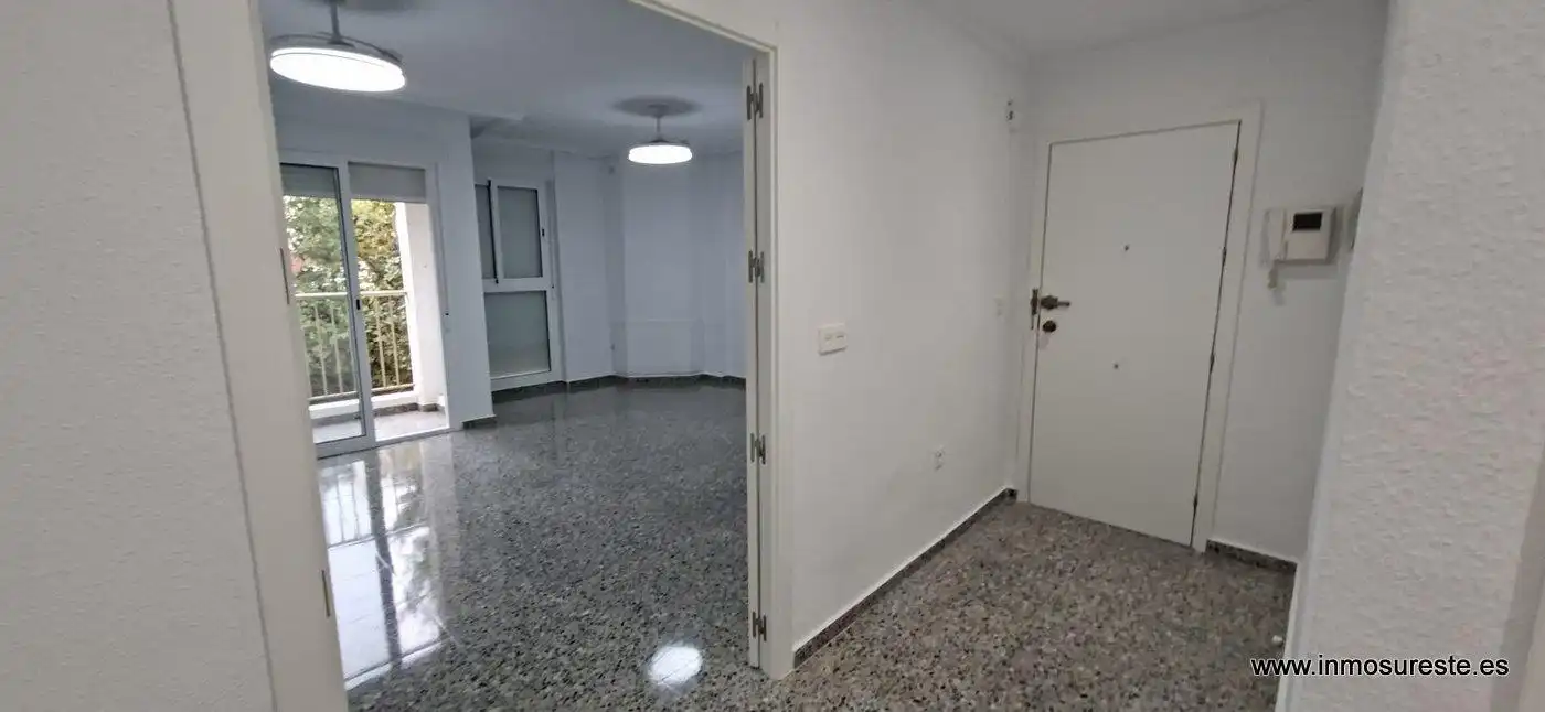 Flat for rent in Orihuela  with Balcony