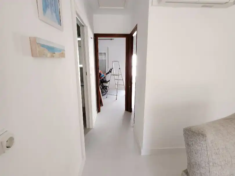 Vivienda con piscina en venta en Calle Petunias 46
