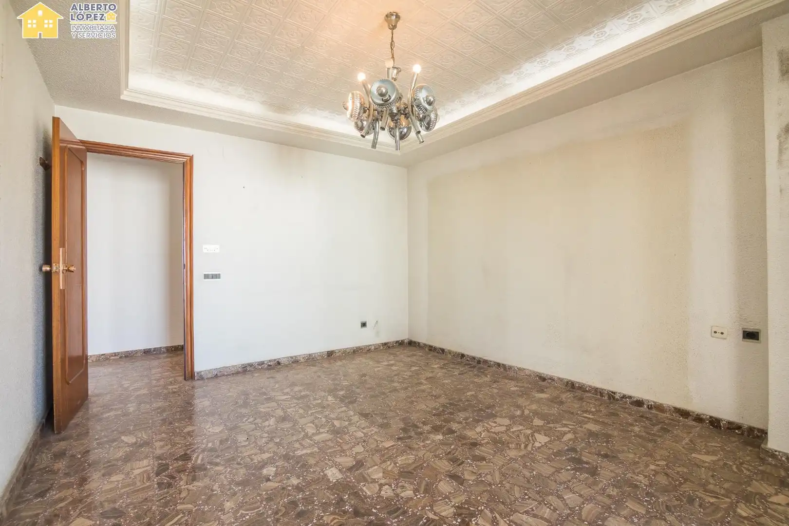Ático en venta en Elche / Elx con Terraza y Balcón