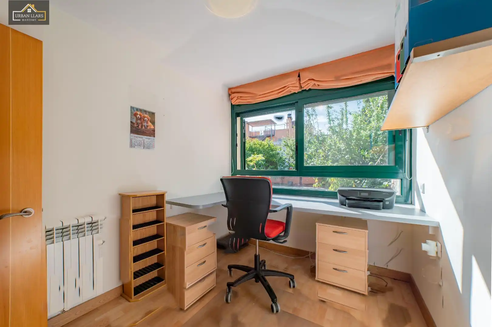 Habitación de Casa o chalet en venta en Sant Vicenç de Montalt con Jardín privado, Parquet y Piscina comunitaria