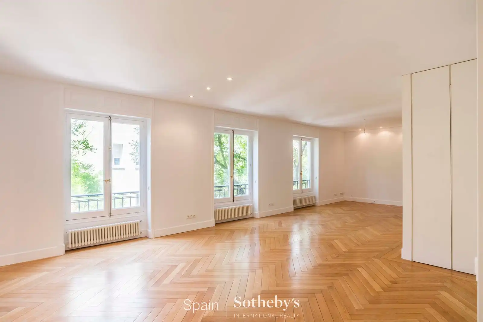 Wohnzimmer von Wohnungen zur Miete in Madrid mit Klimaanlage und Heizung