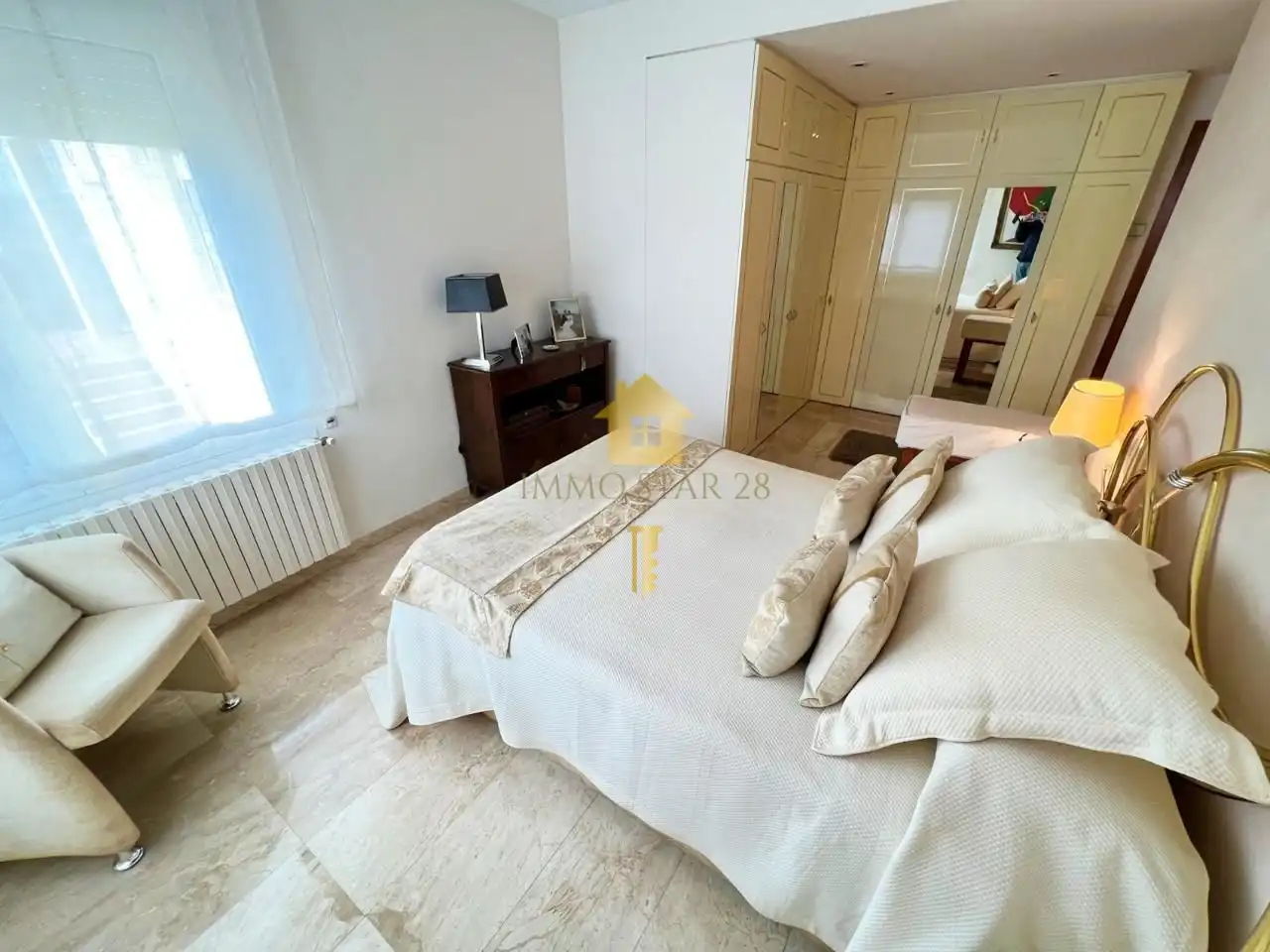 Dormitori de Casa o xalet en venda en La Bisbal d'Empordà amb Aire condicionat, Jardí privat i Terrassa