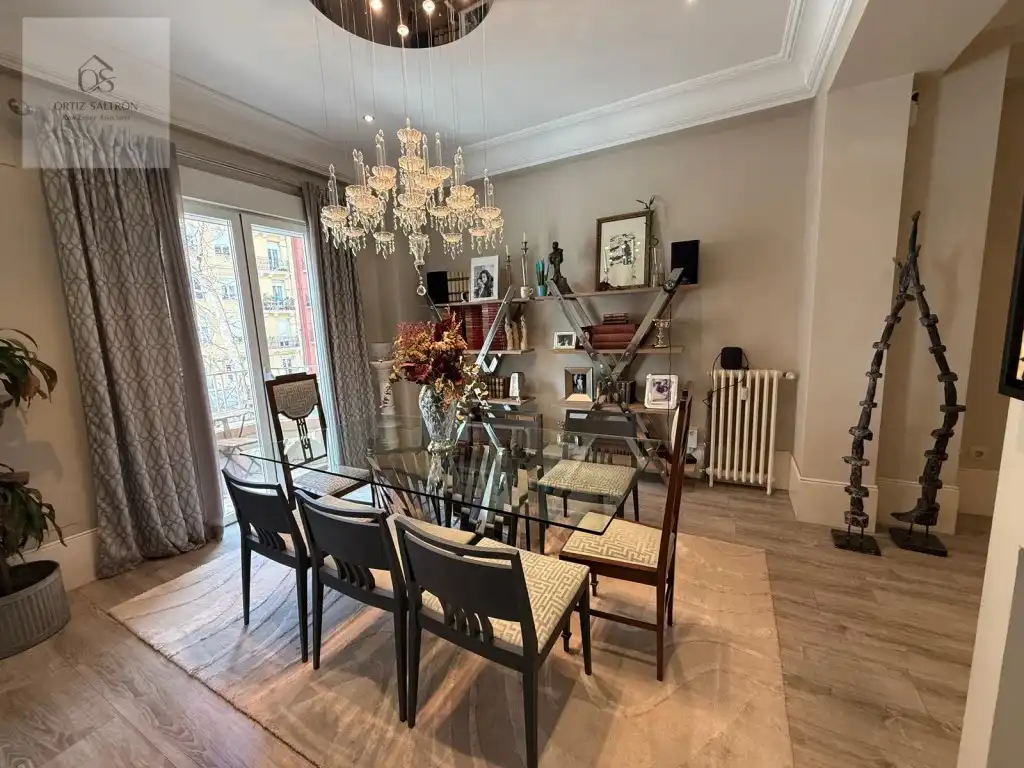 Comedor de Piso en venta en Madrid con Aire acondicionado