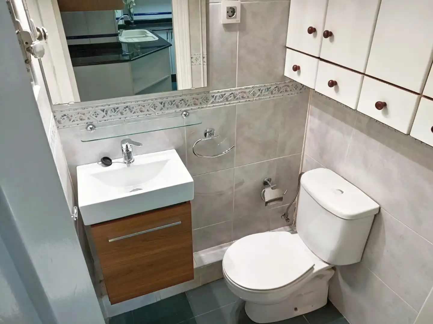 Bathroom of Flat for sale in Murcia  with Air Conditioner, Heating and Storage room