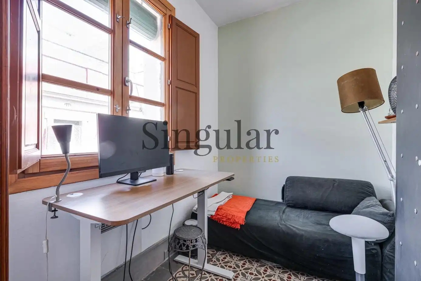 Habitación de Piso en venta en Barcelona con Aire acondicionado, Calefacción y Balcón