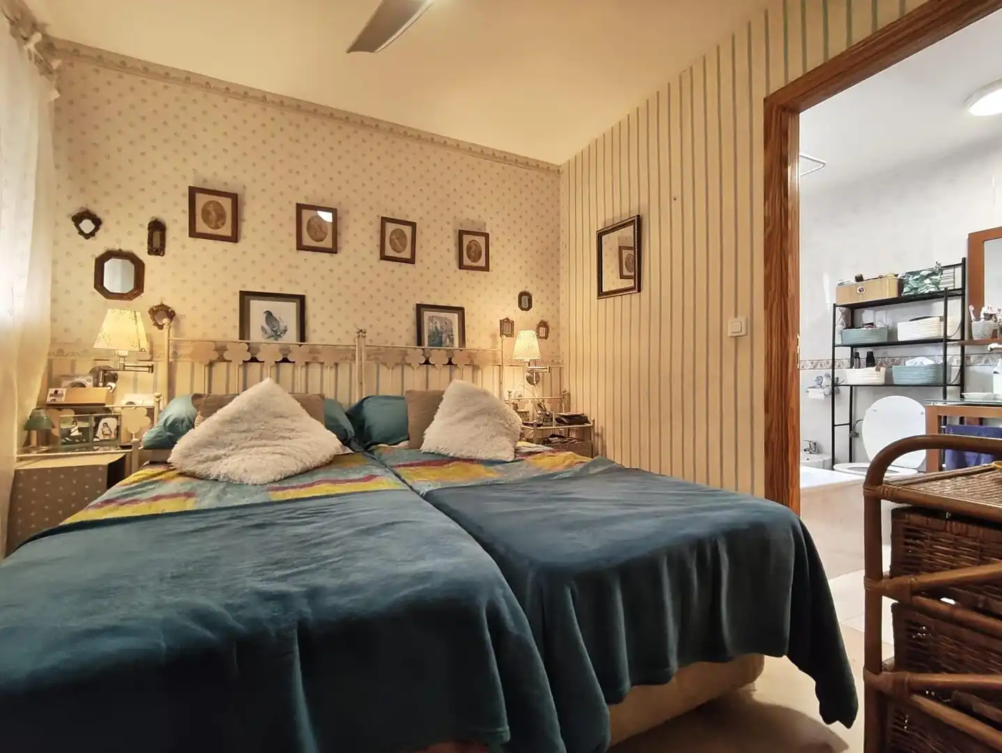 Schlafzimmer von Wohnungen zum Verkauf in Benidorm mit Klimaanlage, Heizung und Privatgarten