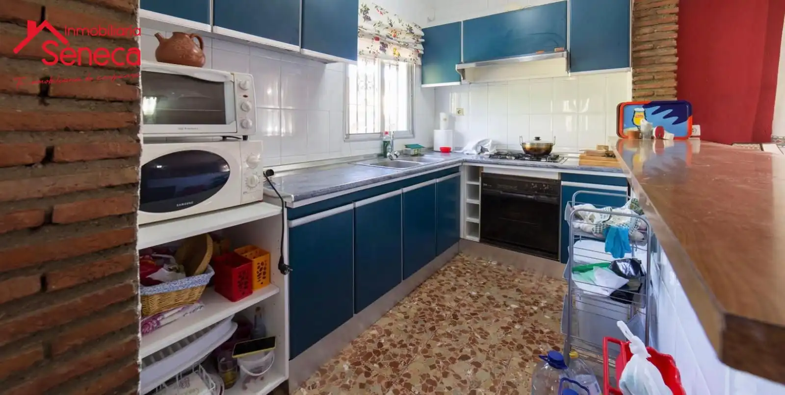 Cuina de Casa o xalet en venda en Córdoba amb Aire condicionat, Terrassa i Traster