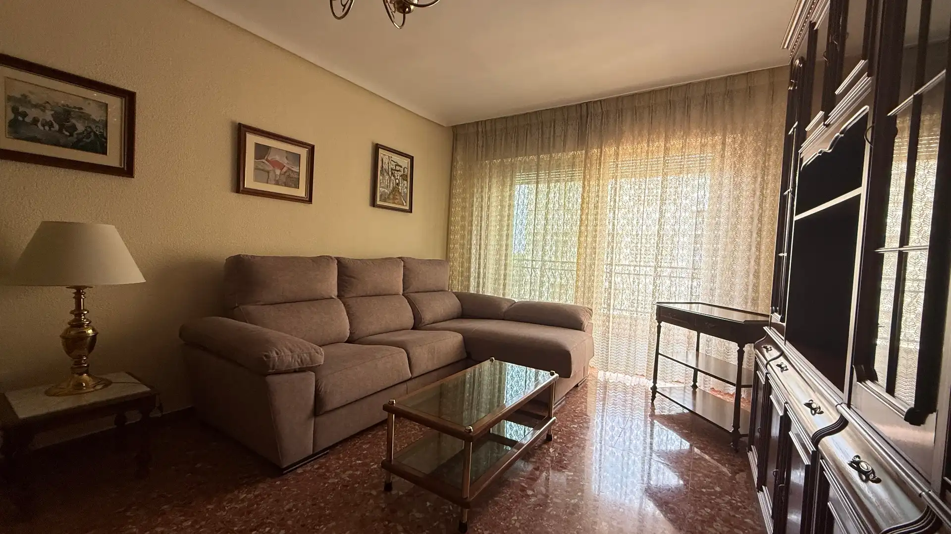 Sala de estar de Piso de alquiler en Albacete con Calefacción, Terraza y Amueblado