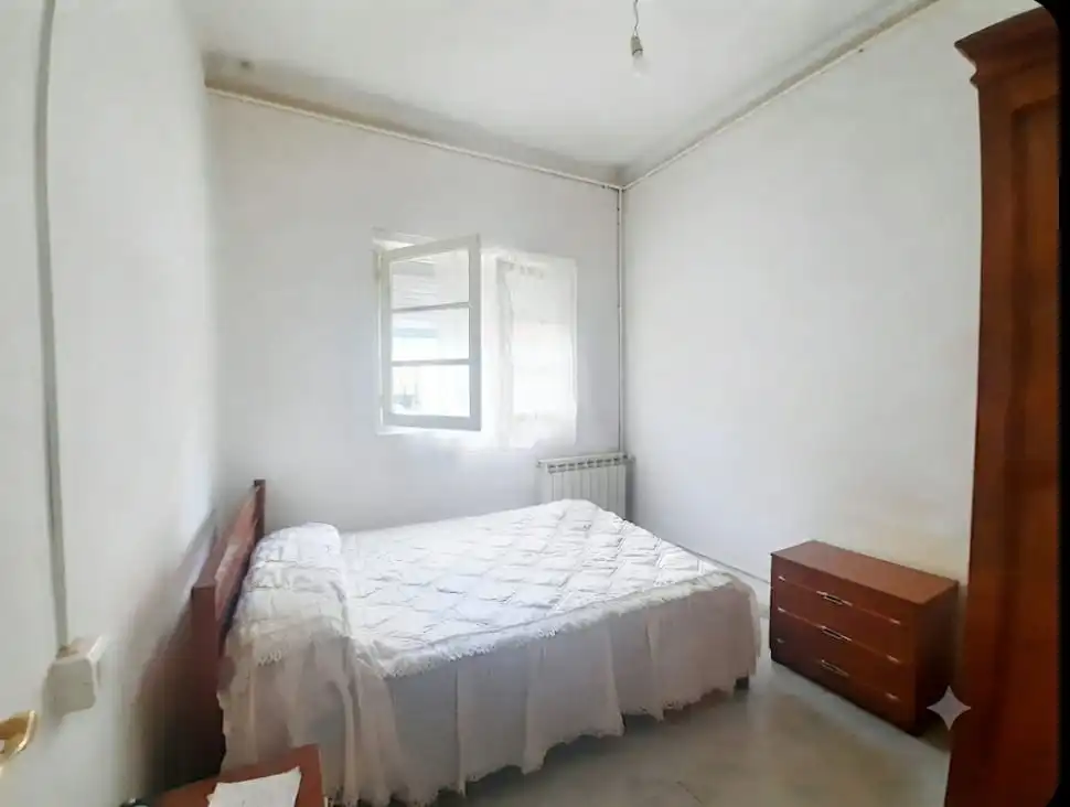 Dormitori de Casa o xalet en venda en Ponferrada amb Jardí privat, Traster i Moblat