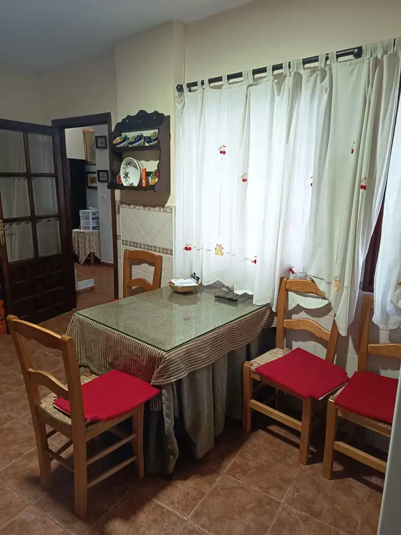 Esszimmer von Einfamilien-Reihenhaus zum Verkauf in Córdoba