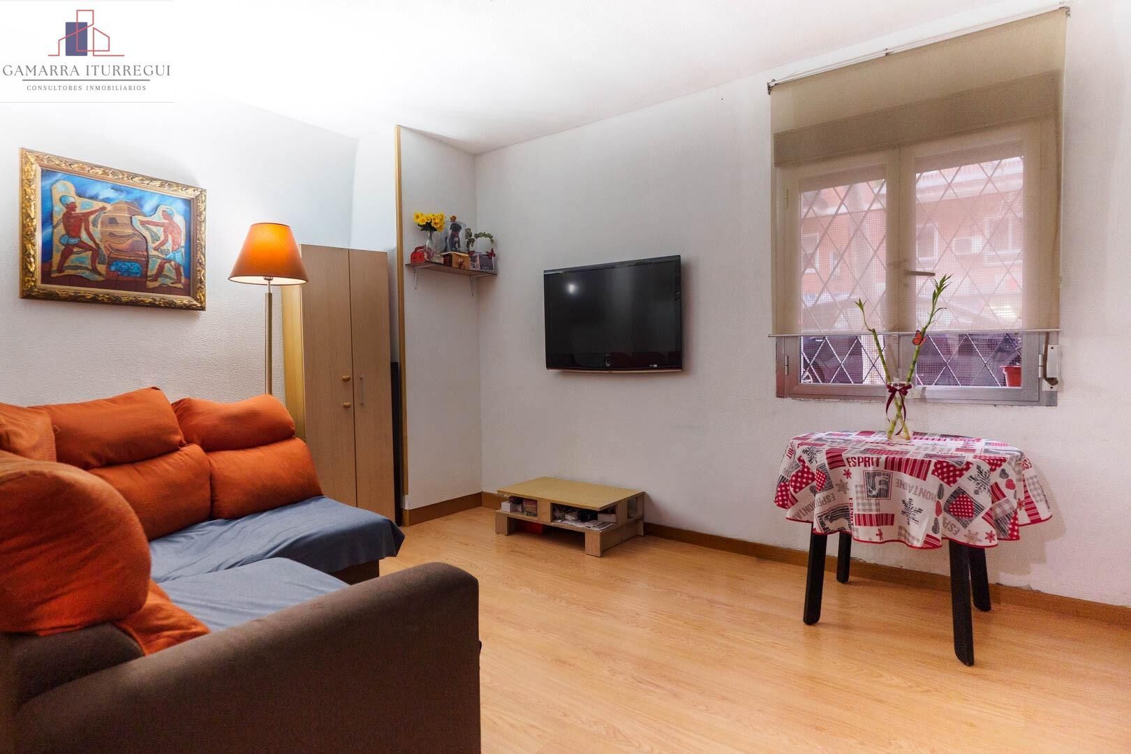 Sala de estar de Piso en venta en  Madrid Capital