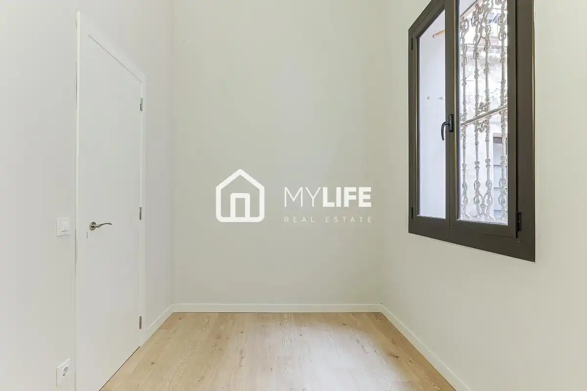 Habitación de Planta baja en venta en Barcelona con Aire acondicionado y Parquet