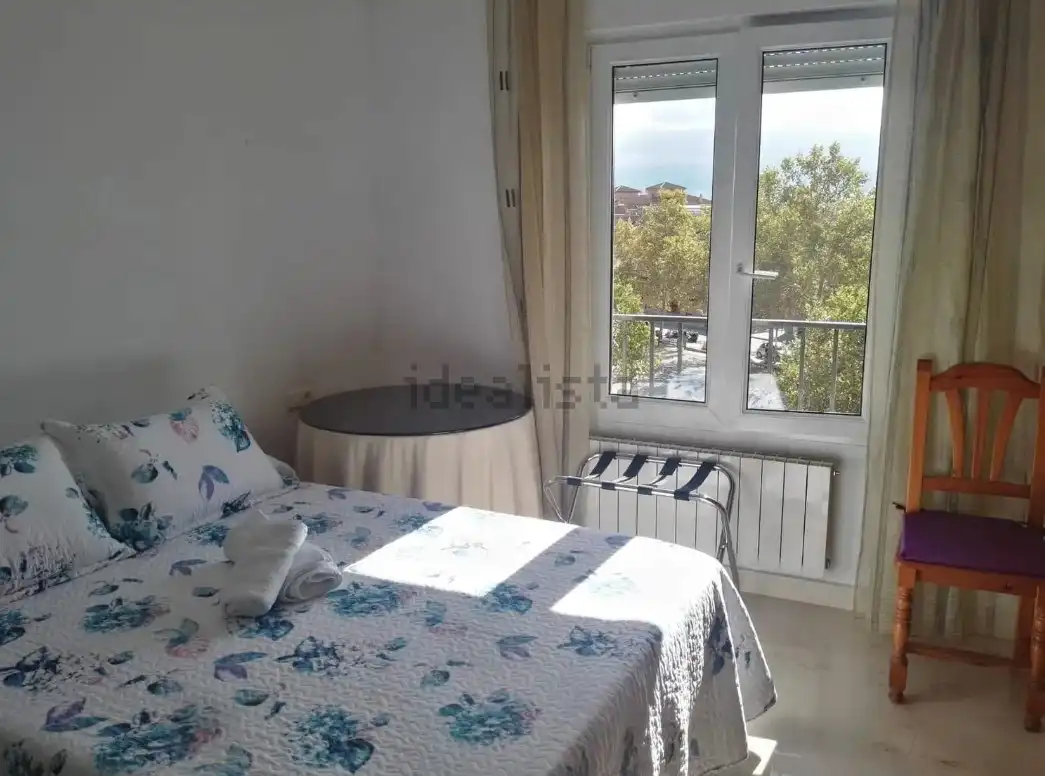 Habitación de Piso en venta en Granada con Aire acondicionado, Calefacción y Amueblado