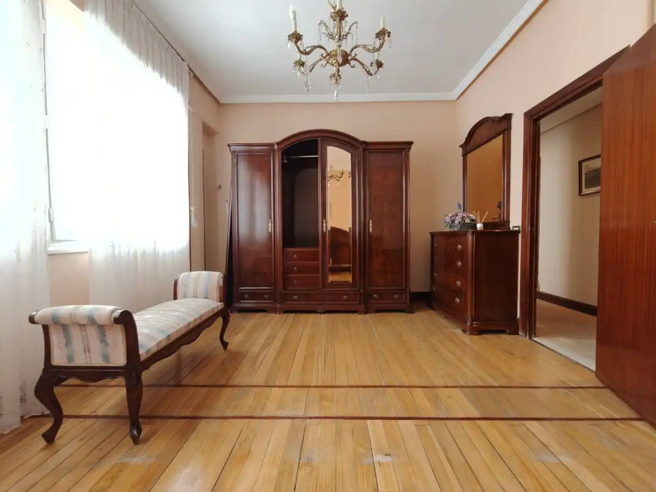 Habitación de Piso en venta en Bilbao  con Balcón