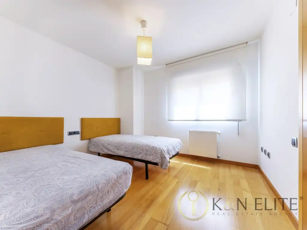 Habitación de Ático en venta en Alicante / Alacant con Aire acondicionado y Terraza