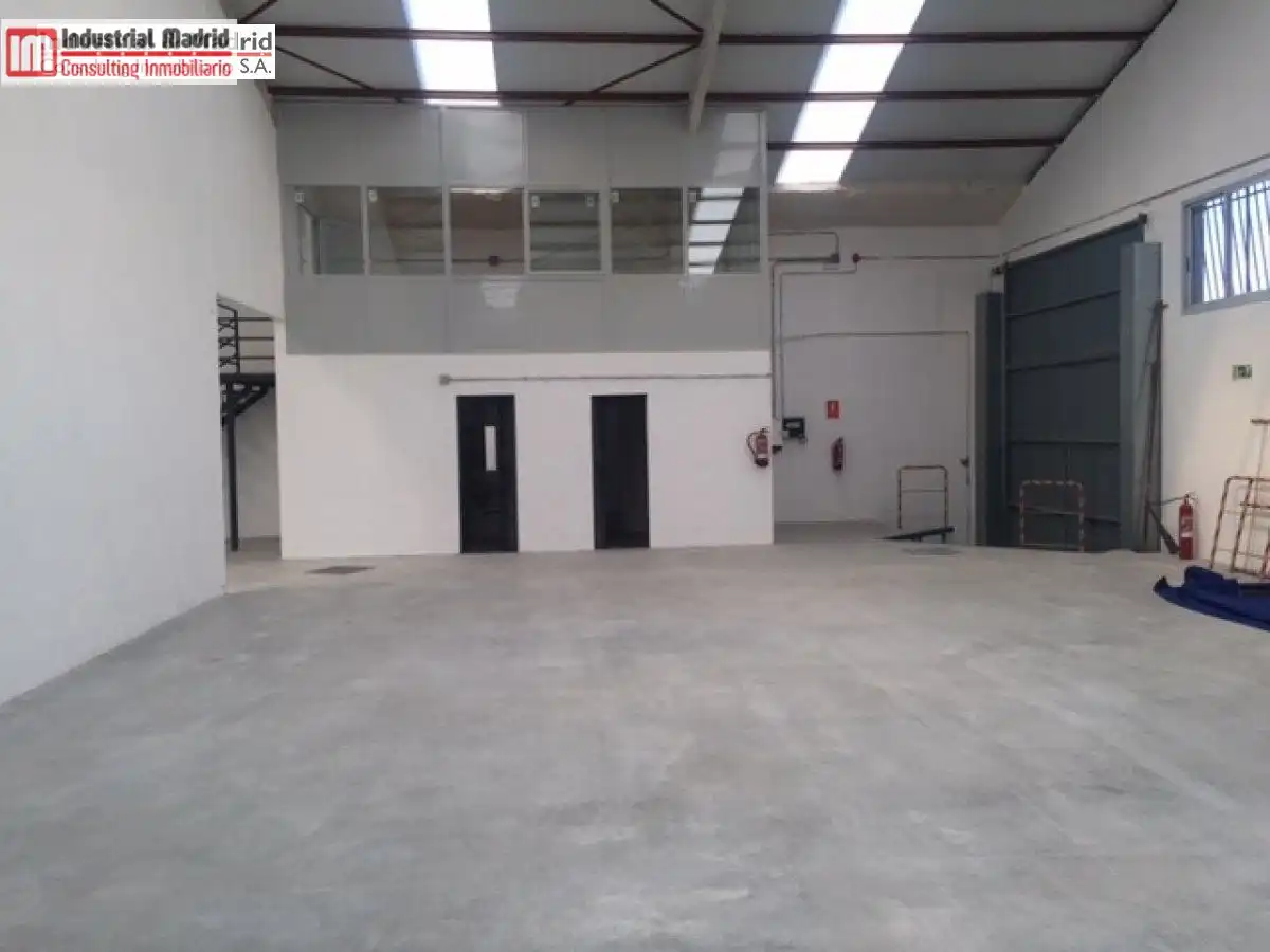 Nau industrial en venda a Zona Industrial, imagen 4