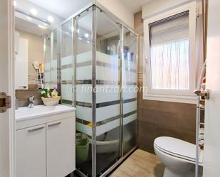 Bathroom of Flat for sale in Ortuella