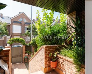 Exterior view of House or chalet for sale in  Madrid Capital  with Air Conditioner and Terrace