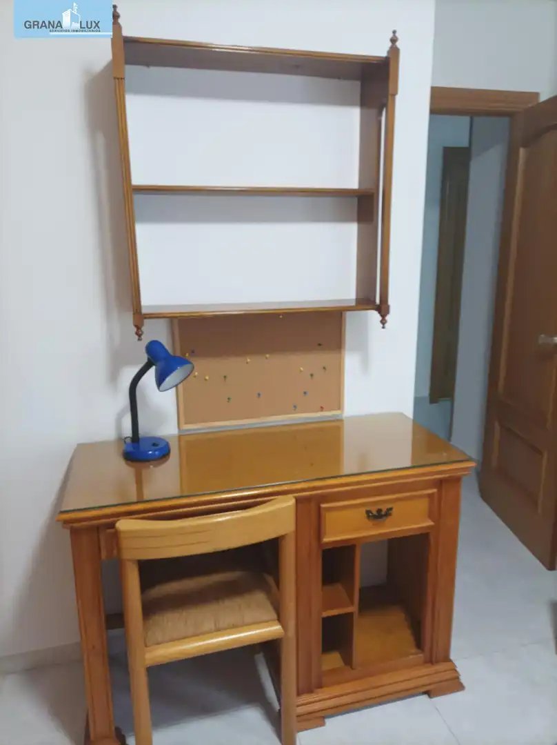 Flat for rent in Calle de Buensuceso, Centro - Sagrario
