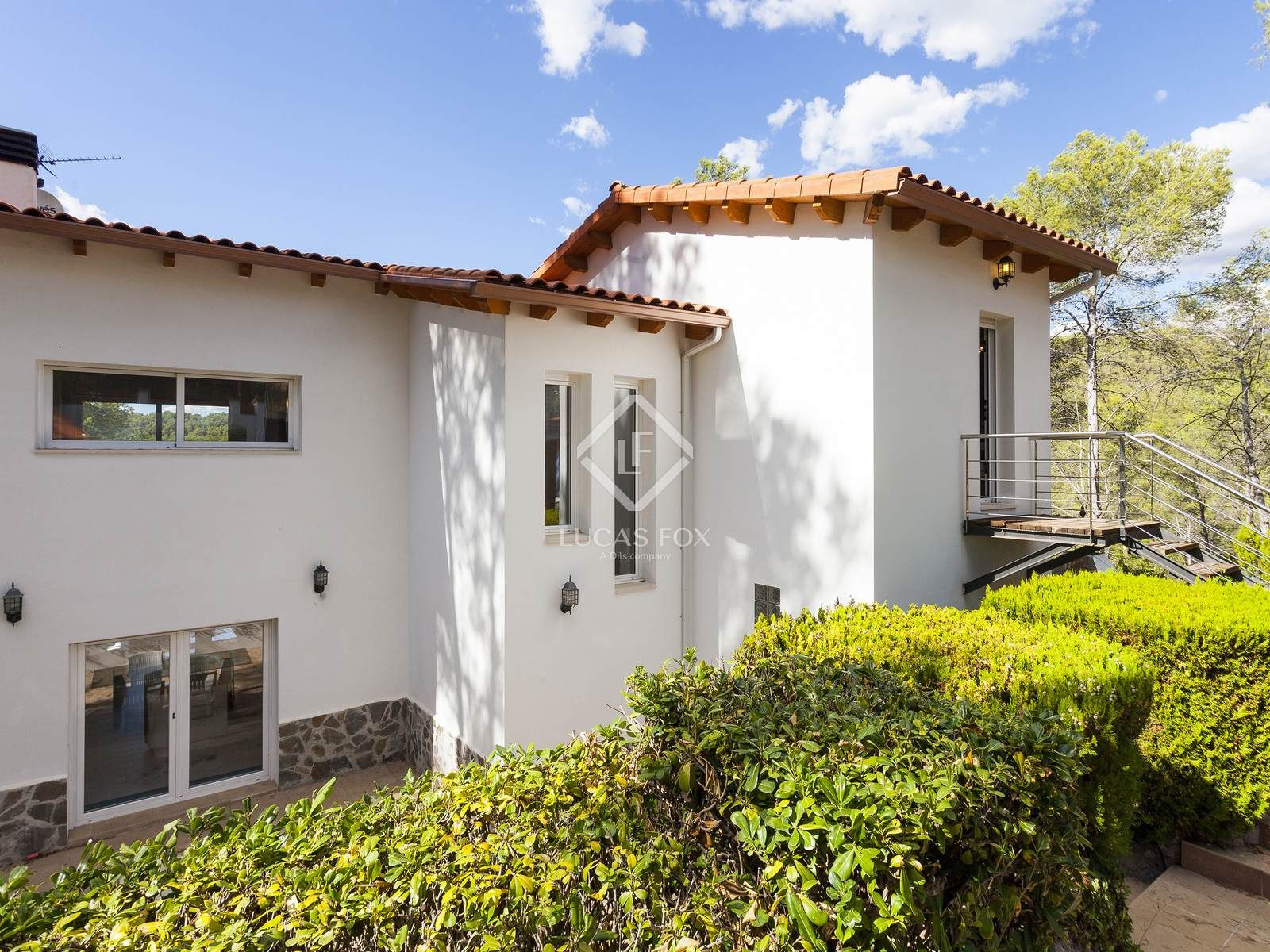 Vista exterior de Casa o xalet en venda en Olivella amb Aire condicionat, Calefacció i Jardí privat
